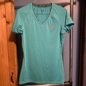 Nike Pro t-shirt